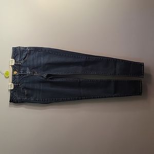 Woman's American Eagle Jegging Suoer Stretch